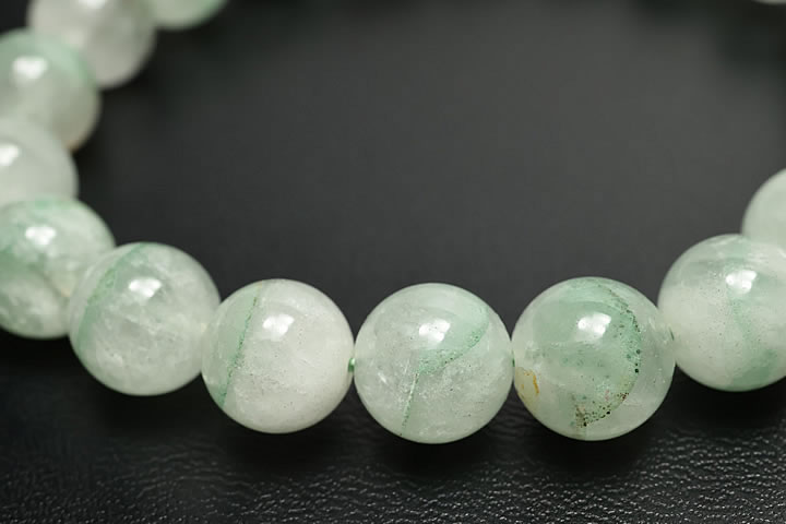 9.5mmグリーンファントムブレスレット マダガスカル産