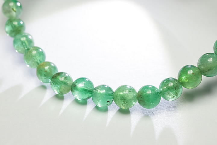 4.8mmエメラルドブレスレット ファイナルグレード++++ ザンビア産