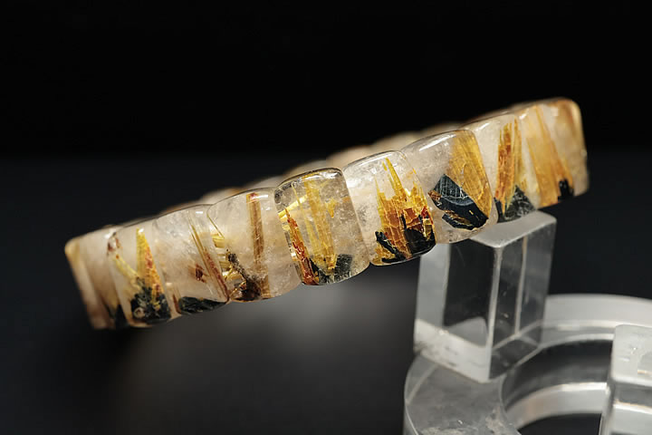 10A太陽ルチル(スターバーストルチル)バングルブレス