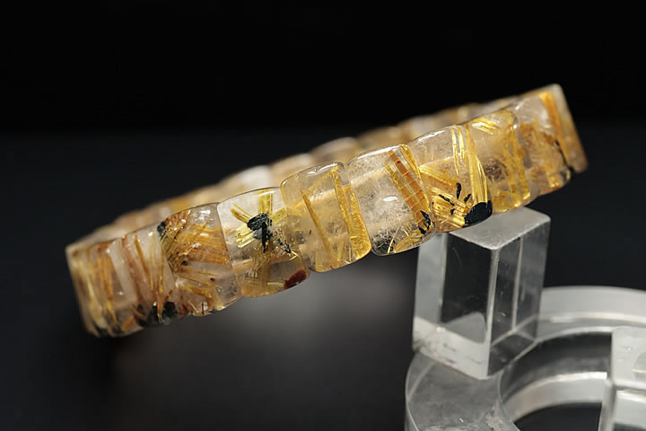 10A太陽ルチル(スターバーストルチル)バングルブレス