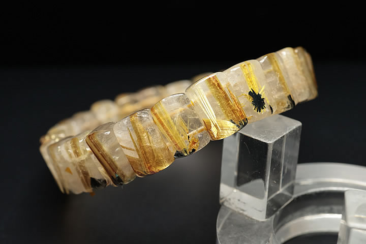 10A太陽ルチル(スターバーストルチル)バングルブレス