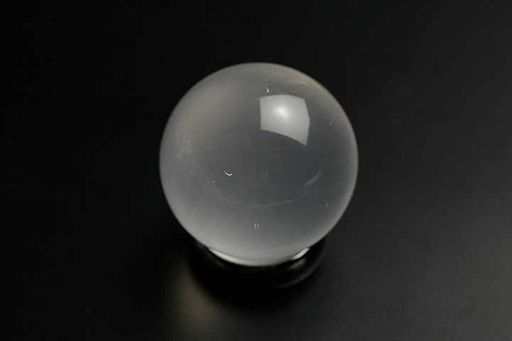 ホワイトメタモルフォーゼス丸玉