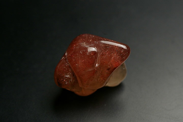 幻の名品　ストロベリークォーツ最高級品ポリッシュロシア産