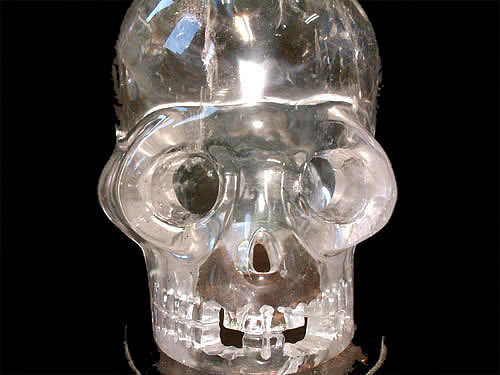 水晶ドクロ彫刻