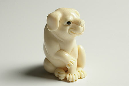 マンモス化石彫刻 干支 戌