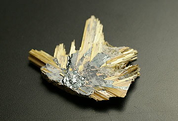 スタールチル結晶