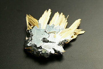 スタールチル結晶