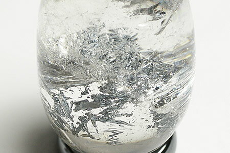 最高級品プレミアムグレード　スティブナイトインクォーツエッグ　ルーマニア産