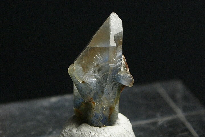 ブルーガーデンクォーツ(デュモルチェライトインクォーツ)原石ポイント