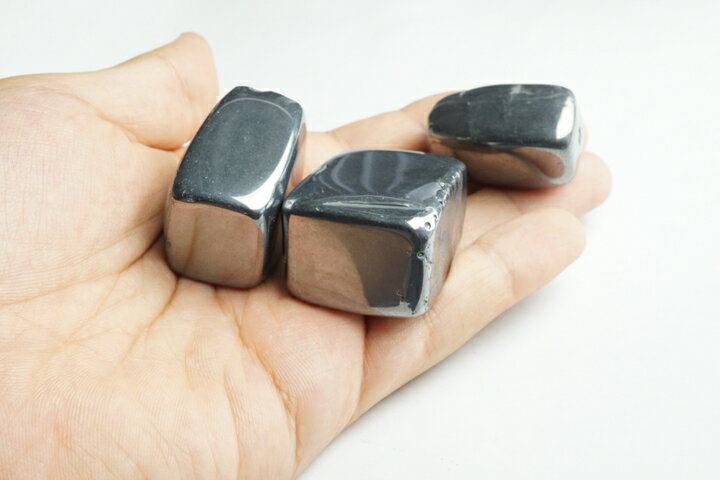 ドイツ産99.9%高純度テラヘルツタンブル さざれ石特大サイズ 約500g