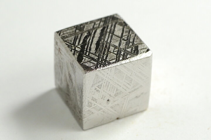 14mm角　ギベオンキューブ　ナミビア産