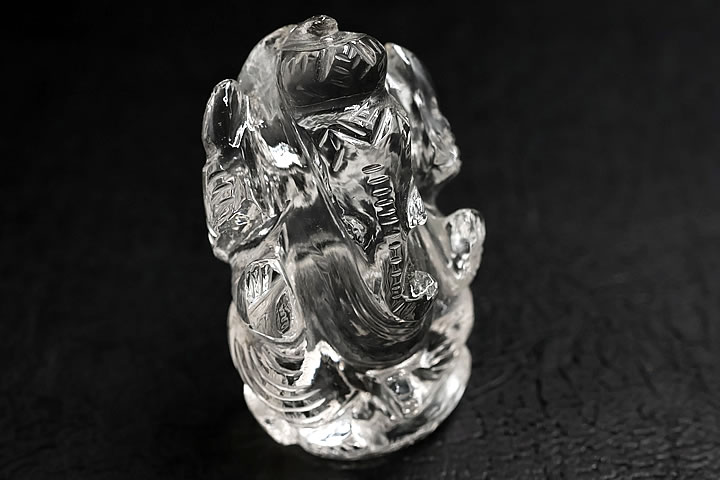 ☆高品質☆【カットビーズ】リチオフィライト (2A) タンブル型 約7x9～13x14mm 【パワーストーン 天然石 アクセサリー 1連売り】