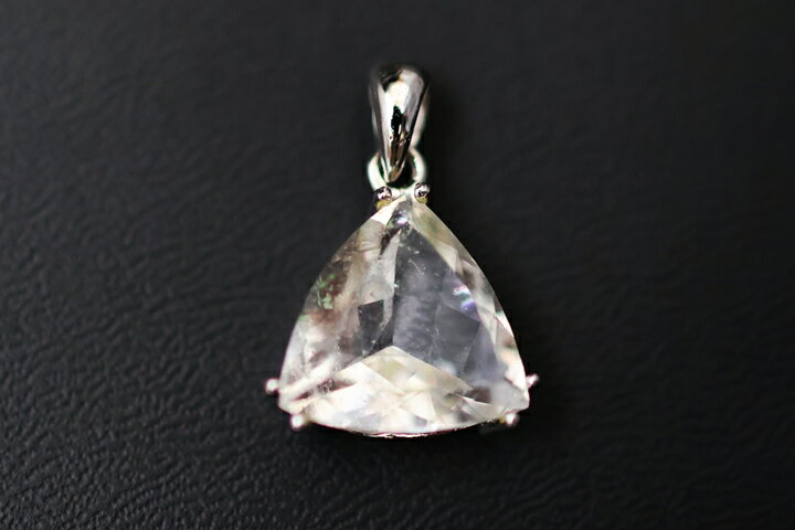 ロシアンレムリアンTMペンダントトップ　ロシア　ウラル産　ガイガーミネラル社正規品