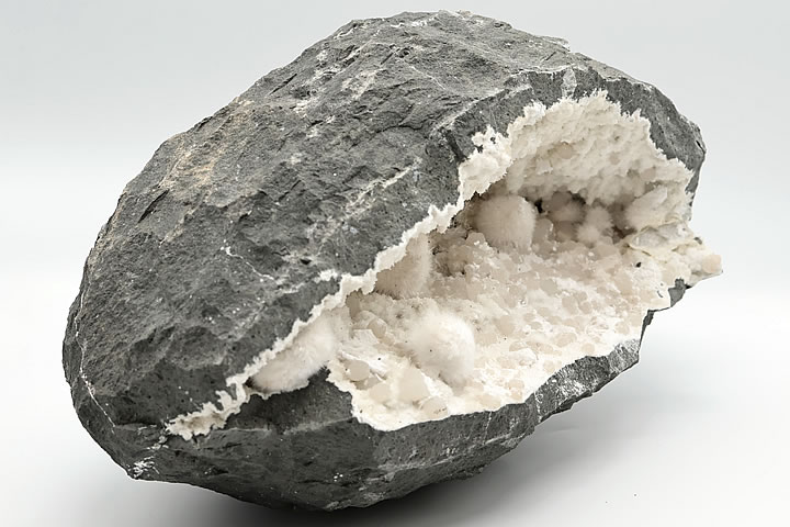 8.20kg オケナイト原石(オーケン石)インド産