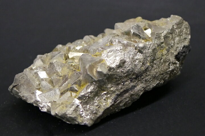 パイライト 原石ペルー産　黄鉄鉱