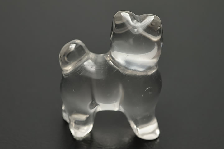 水晶　イヌ