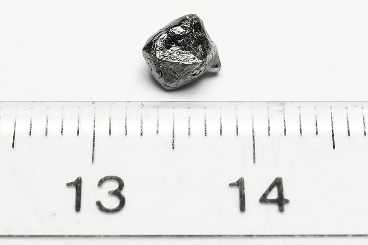 0.74ct八面体ダイヤモンド原石 コンゴ産