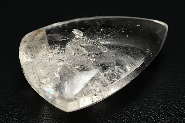 15.3g 貫入水晶ルース