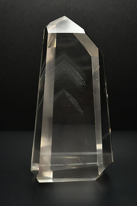 大きい天然スモーキーファントム水晶（天然茶水晶）　全面磨きポイント