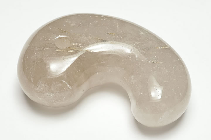 超レア品！55mm山梨県黒平鉱山産 煙水晶古代勾玉