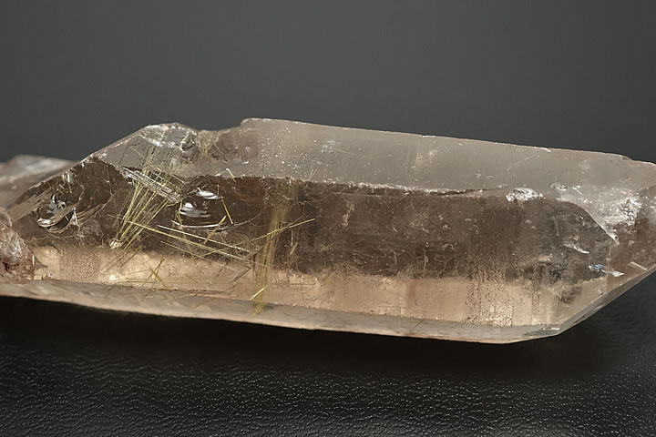 42g 高級品ルチル水晶ポイント