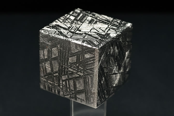 20mm角ギベオンキューブ　ナミビア産