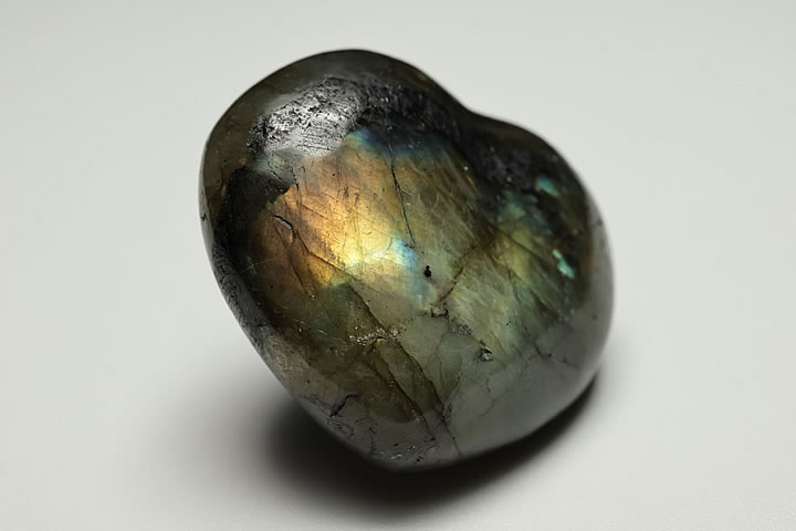 ラブラドライトハート マダガスカル産