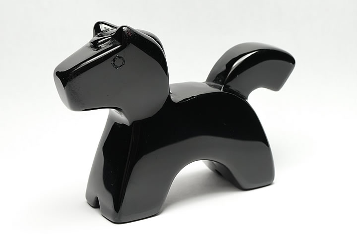 午 置物 ブラックオブシディアン 大