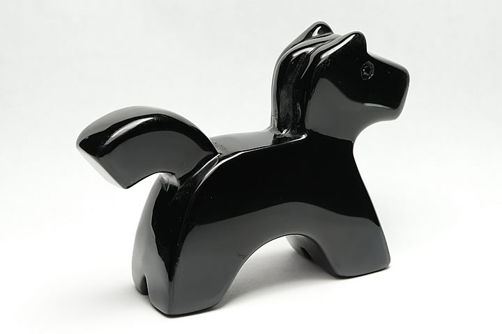 午 置物 ブラックオブシディアン 大