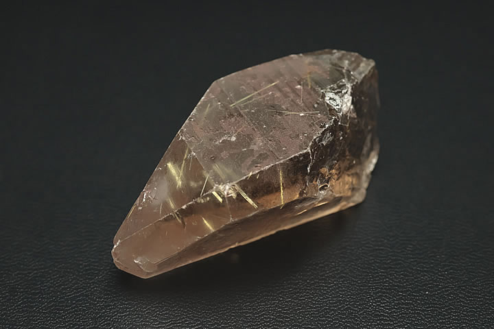 37g 高級品ルチル水晶ポイント