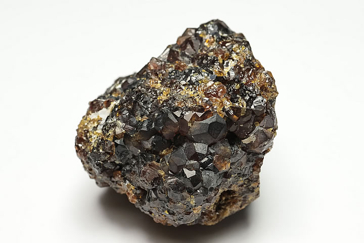 奈良県天川村産 灰鉄ザクロ石群晶