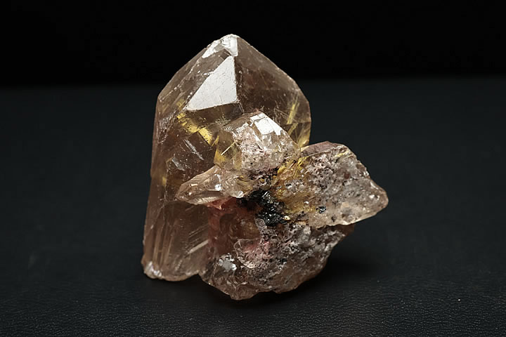 28g 高級品ルチル水晶ポイント