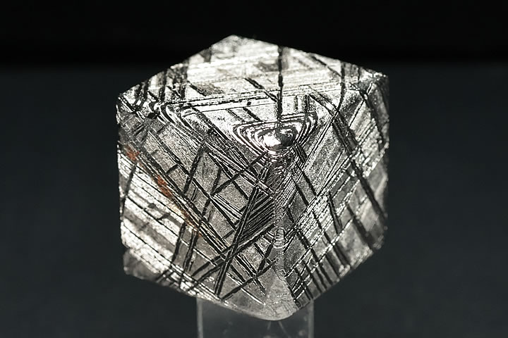 18mm角ギベオンキューブ　ナミビア産