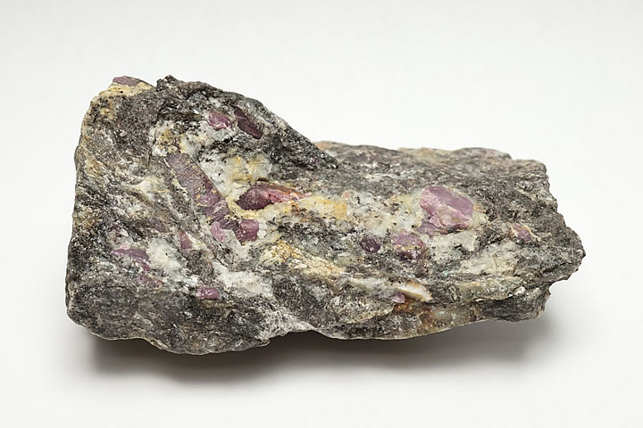 ルビーインマトリックス インド産