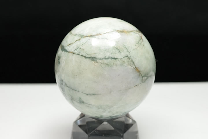 超レア品 44mm糸魚川ヒスイ丸玉