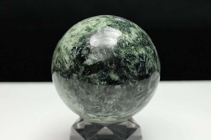 超レア品 43mm糸魚川ヒスイ丸玉