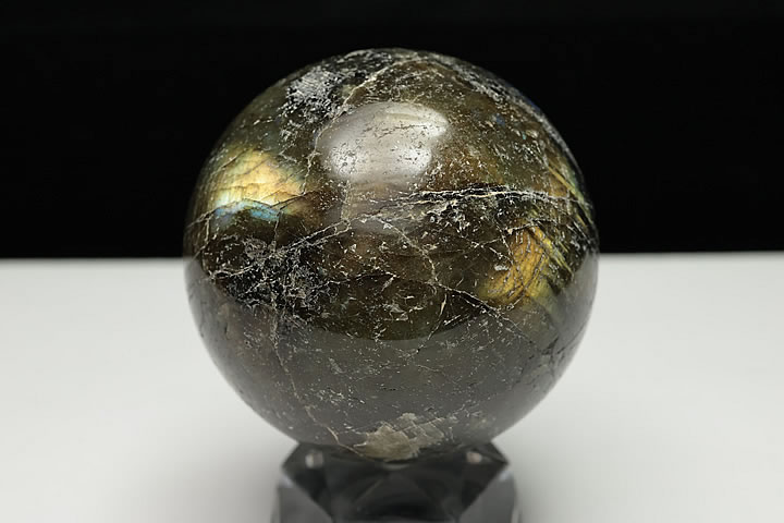 49mmラブラドライト丸玉 マダガスカル産