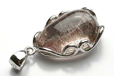 エレスチャルスーパーセブンペンダントトップマダガスカル産