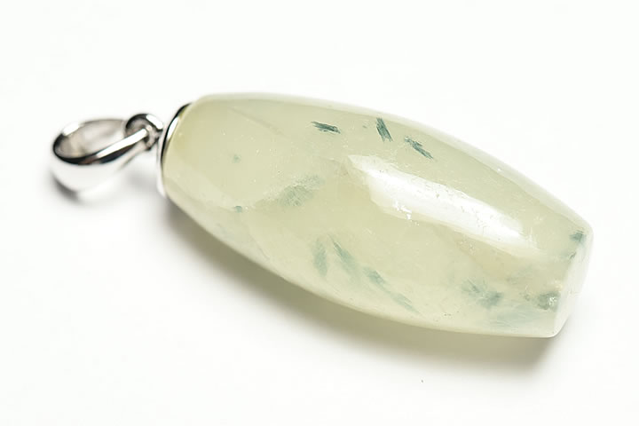 ヒマラヤエンジェルライト(アースシードライト)ペンダントトップ