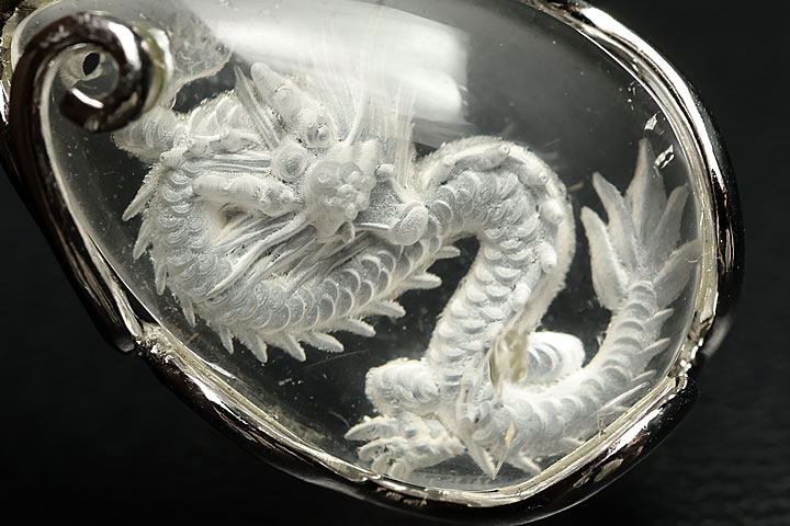 白龍ペンダントトップ　手彫り彫刻龍ペンダントトップ