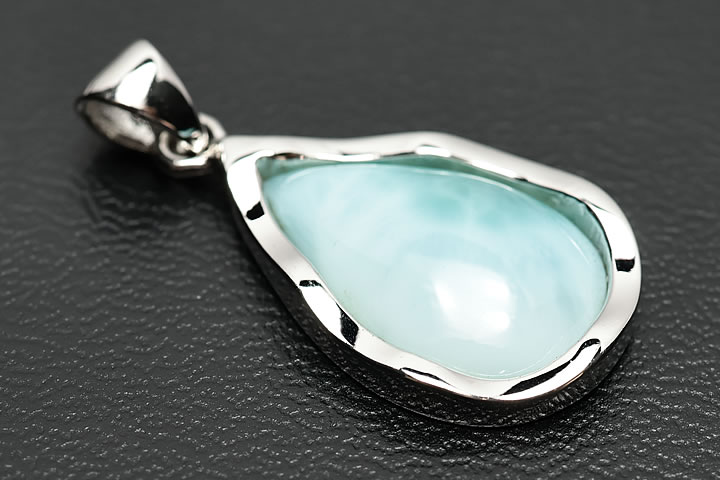 ラリマーペンダントトップ ハイグレード