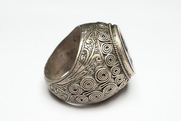 タロットクロス 占い 神秘的 ぬい撮り 小物 撮影背景 タペストリー 魔法陣 おしゃれ 祭壇 正方形 グッズ アクセサリー tarot 紺 青 金 地球 宇宙 フレーム 惑星 星