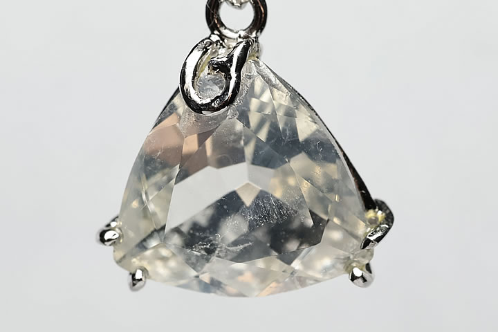 ロシアンレムリアンTMペンダントトップ　ロシア　ウラル産　ガイガーミネラル社正規品