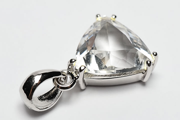 ロシアンレムリアンTMペンダントトップ　ロシア　ウラル産　ガイガーミネラル社正規品