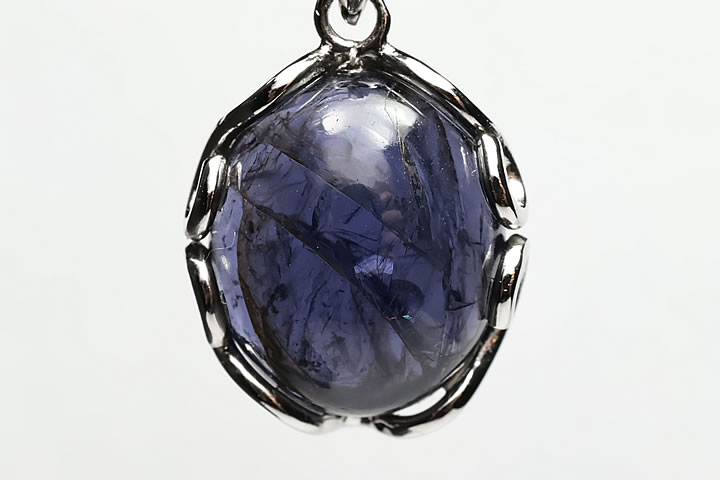 アイオライトペンダントトップ