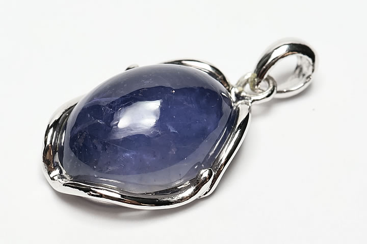 アイオライトペンダントトップ