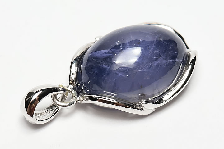 アイオライトペンダントトップ