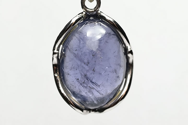 アイオライトペンダントトップ