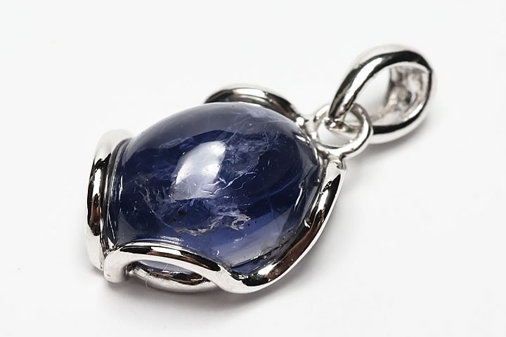 アイオライトペンダントトップ