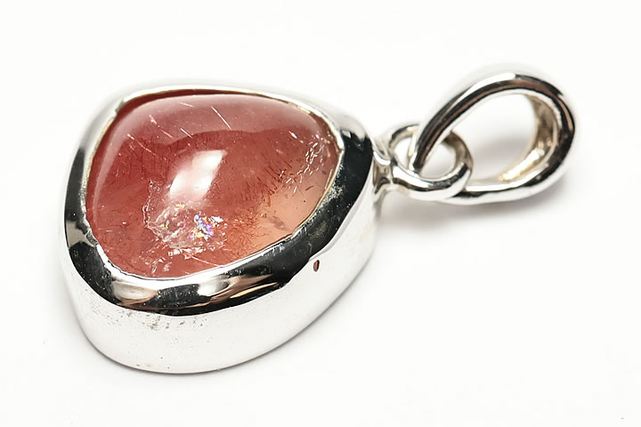 ロシア産ストロベリークォーツペンダントトップ